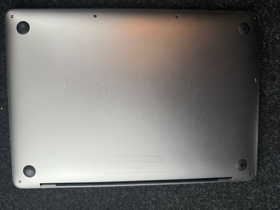 Apple MacBook Pro M1 (2020)