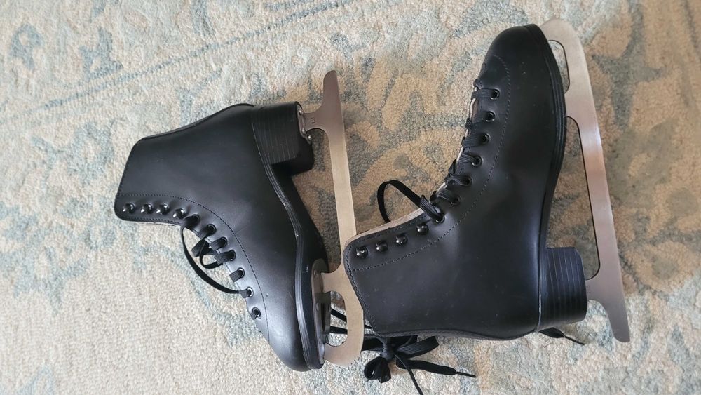 Vand patine gheata marimea 42