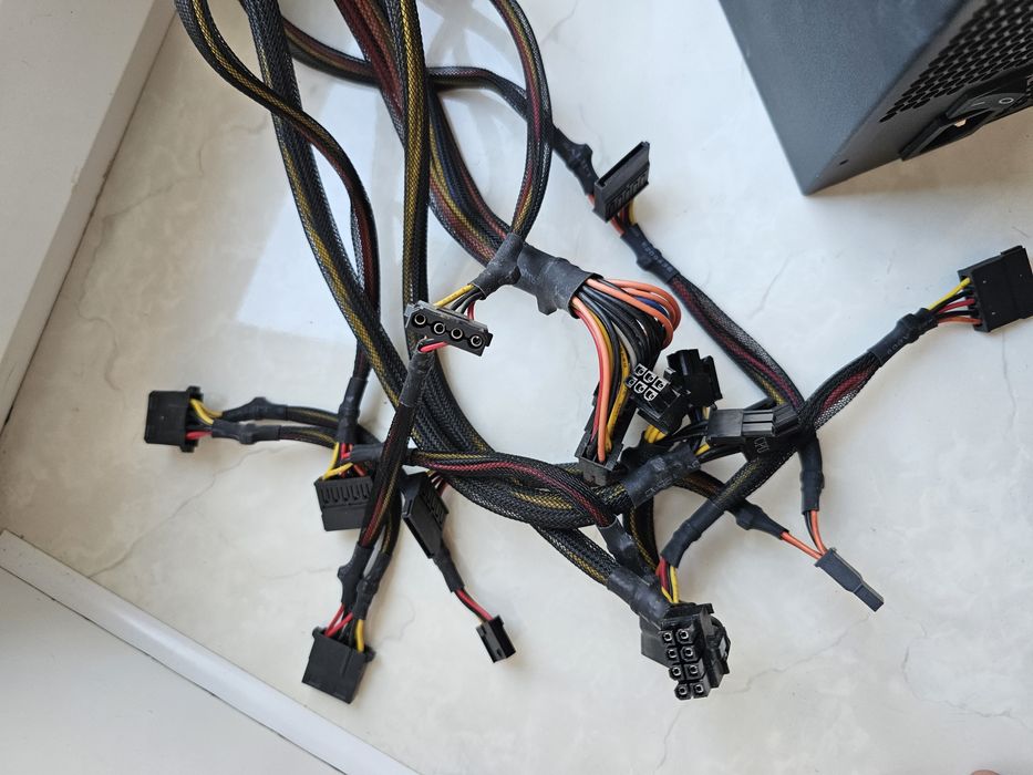 Блок питания Cougar 650w