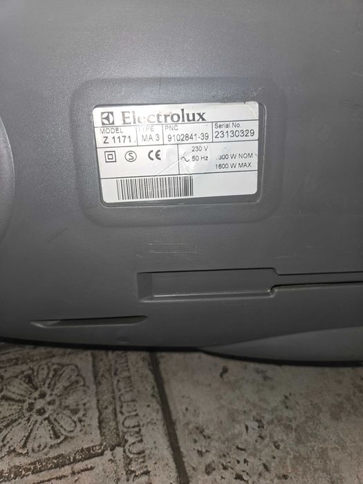 Прахосмукачка Electrolux Mondo 1600w