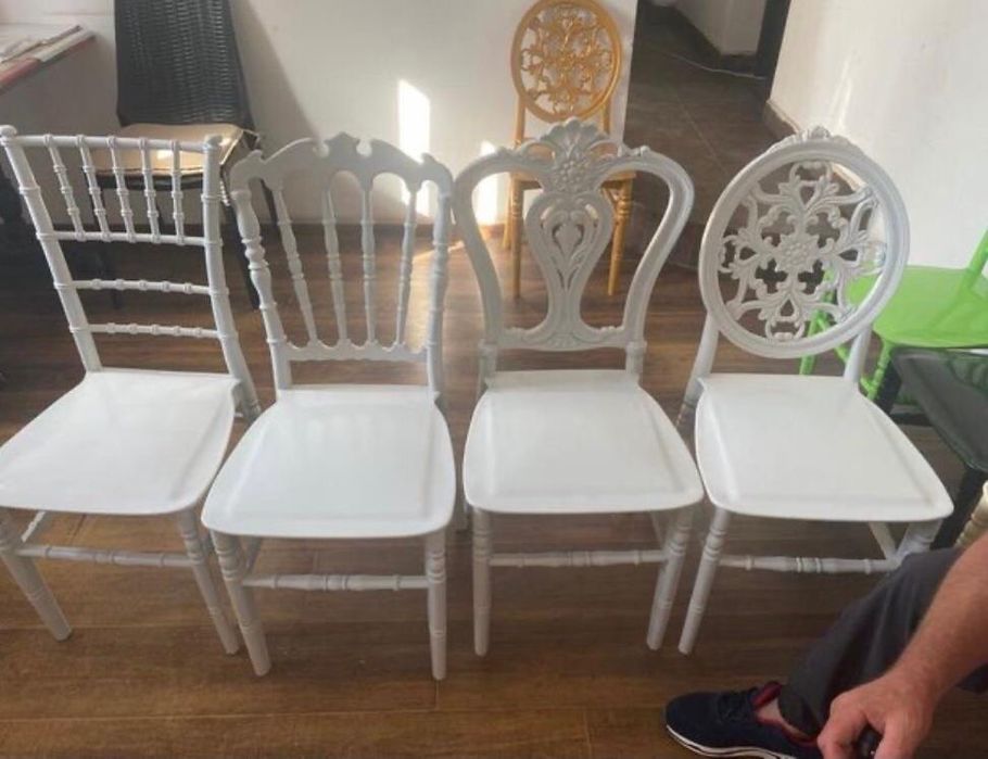 Scaune CHIAVARI‼️‼️