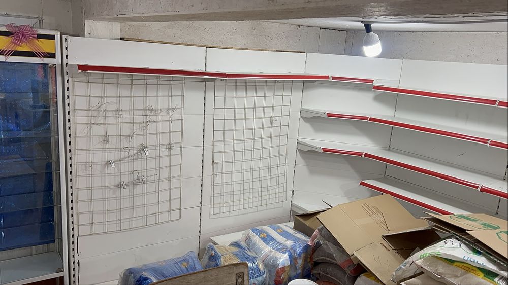 Продам стеллажи