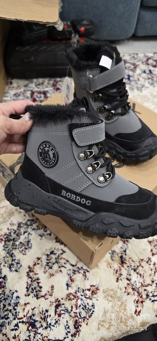 Продам зимние ботинки для мальчика