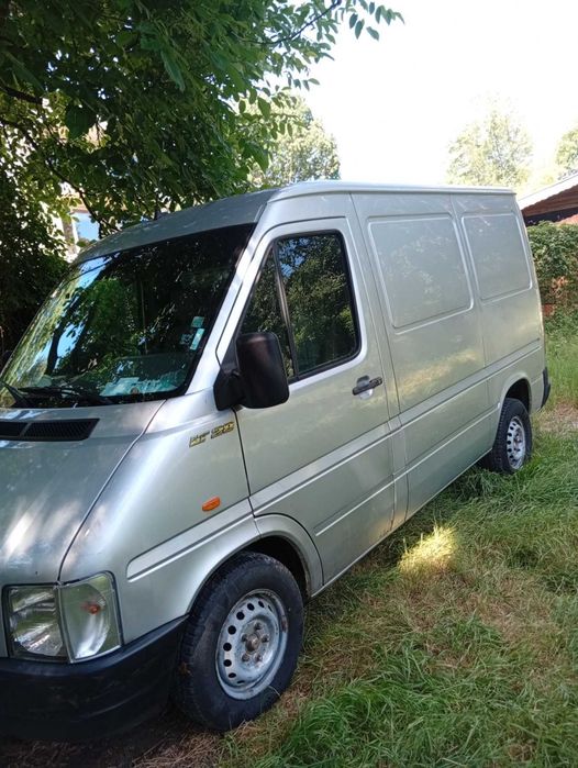 Продавам Бус VW LT