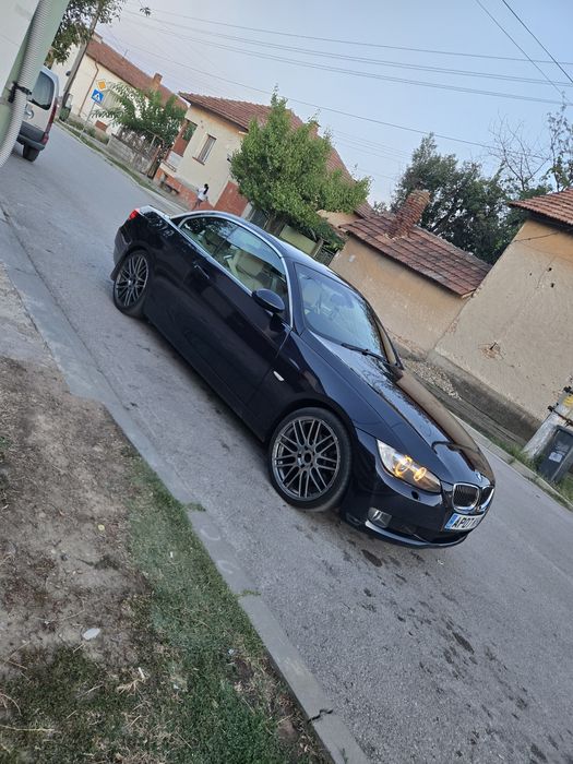 Бмв е93 325i 218k.с