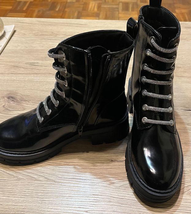 Дамски боти с камъни CATWALK