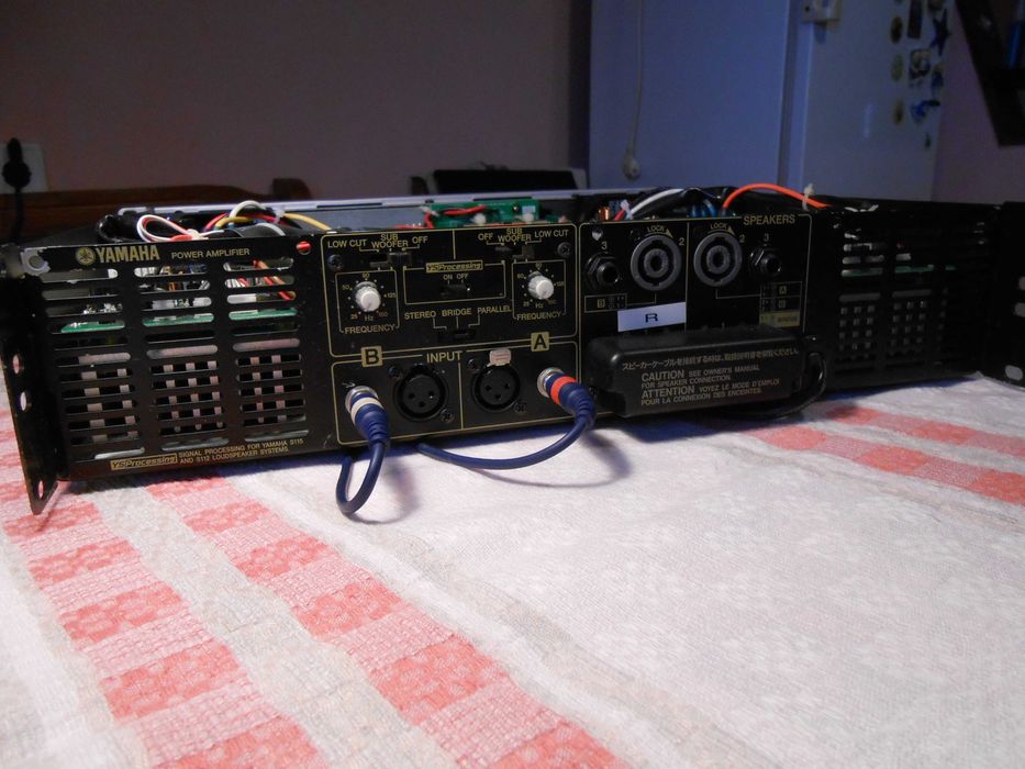 filtru activ crossover incorporat amplificator Yamaha P5000