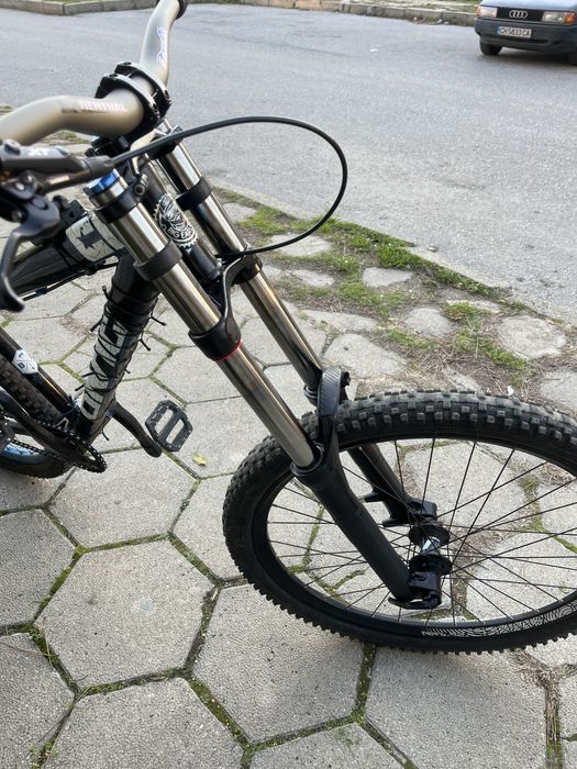 Вилка за колело rock shox domain 2017 27,5