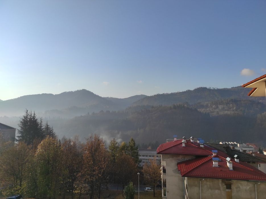 Нощувка в слънчев апартамент с прекрасна гледка в Смолян