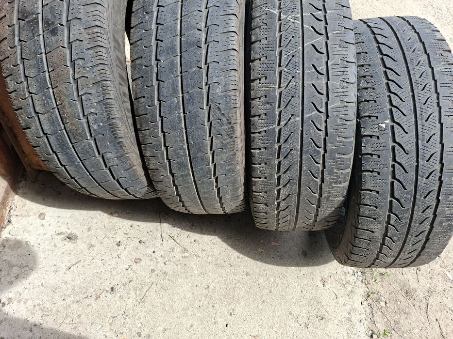 Продам шины 225/65/16С гудиер