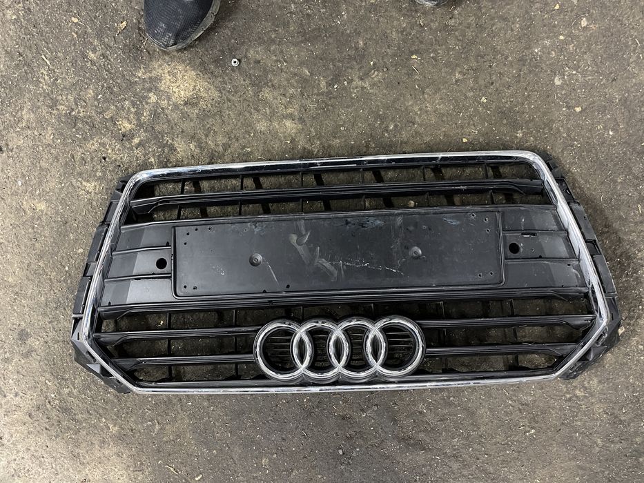 Решетка Audi A4 2018- S-line 2 бр
