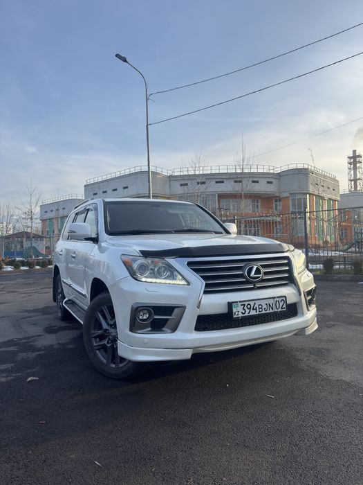 Продаетеся Lexus lx