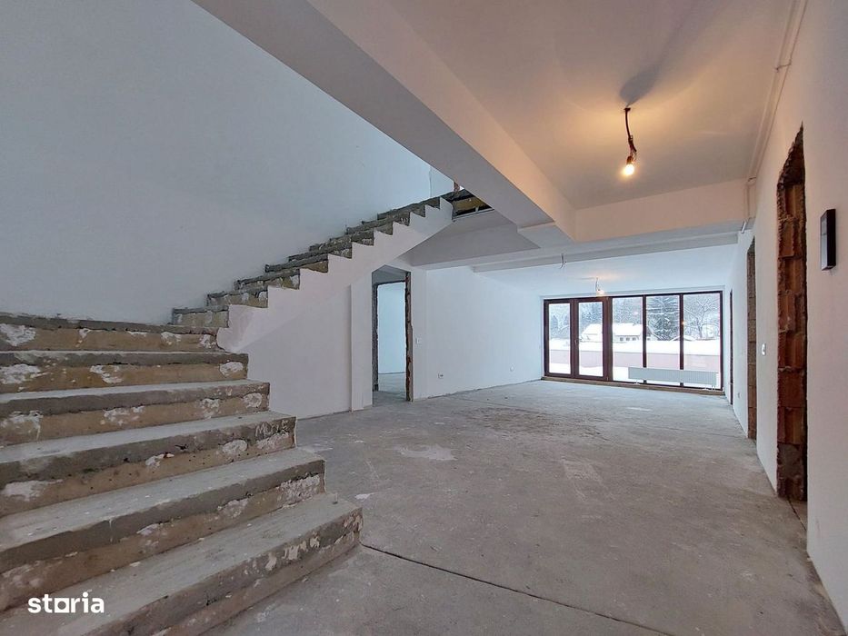 Penthouse Vanzare, Imobil Nou, Zona linistita