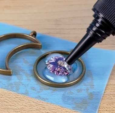 Прозрачна UV смола с филтър против пожълтяване