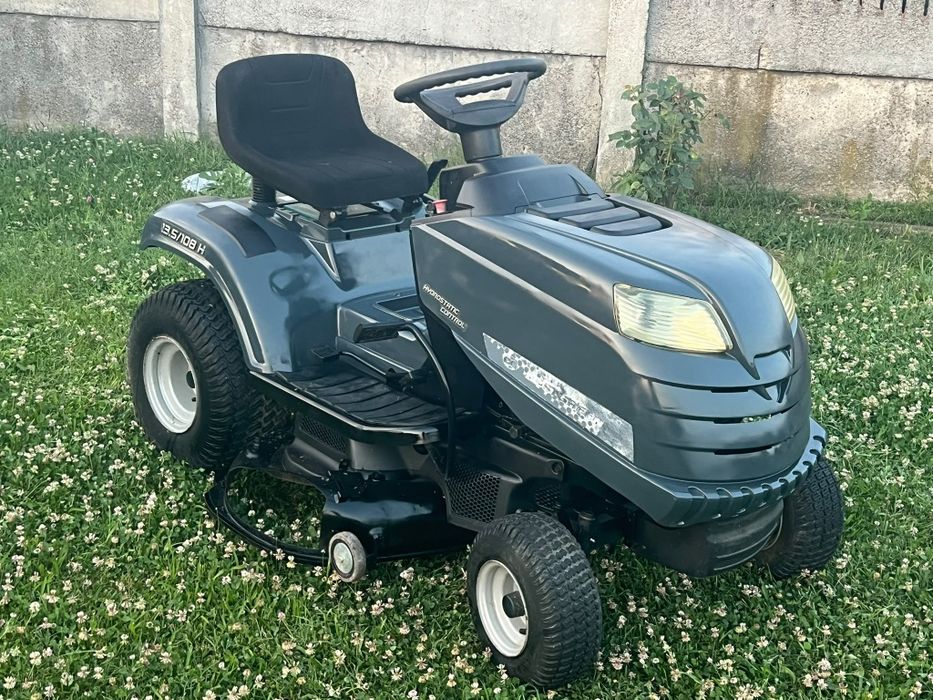 Vand tractoras gazon/masina tuns iarba