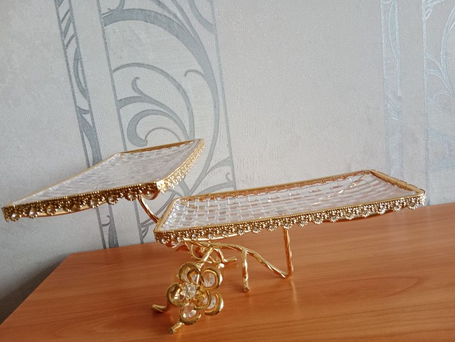 Продам фруктовницу