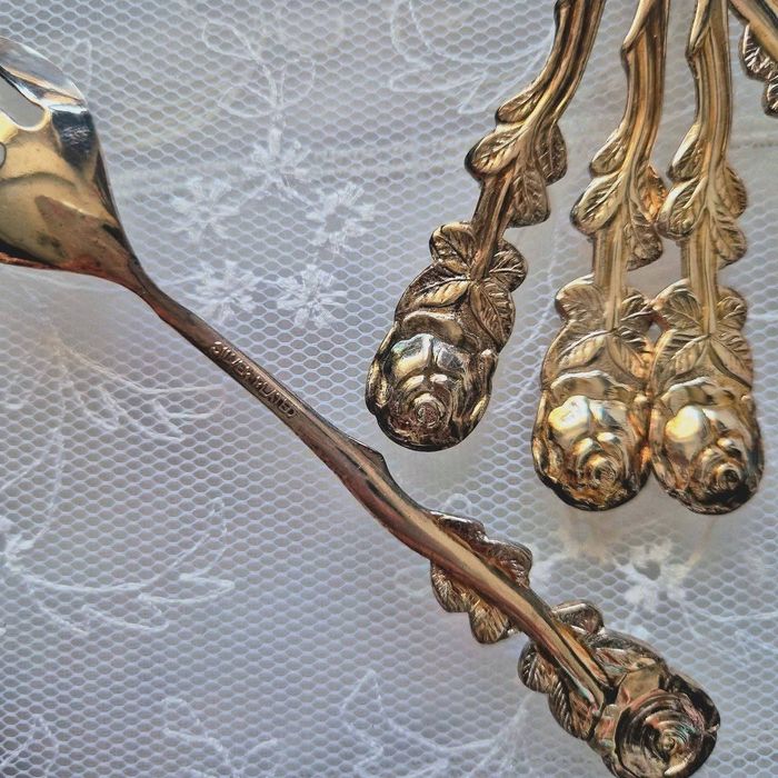 Посребрени десертни вилички с Хилдесхайм роза