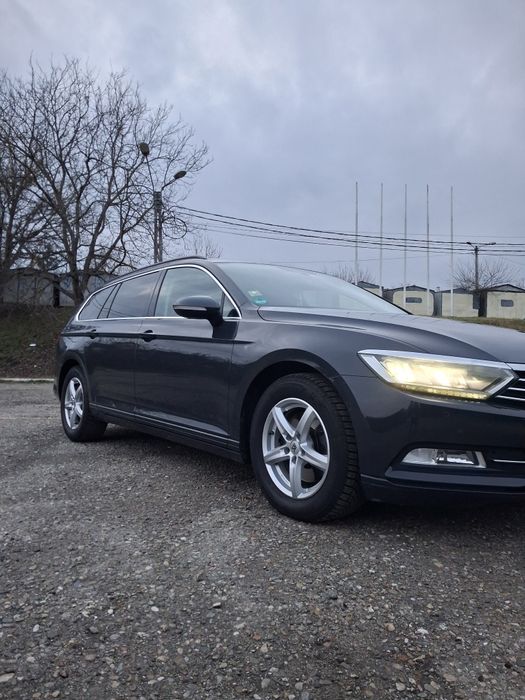 Vând Volkswagen Passat B8