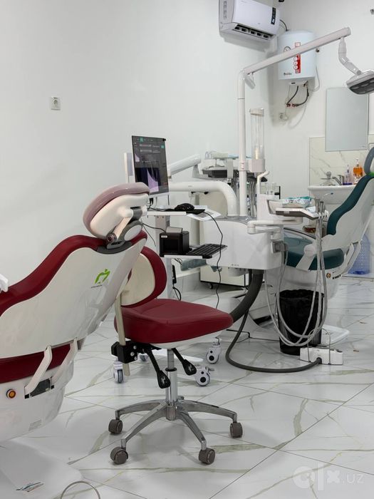Новые стоматологические установки Apple Dental — 2 комплекта