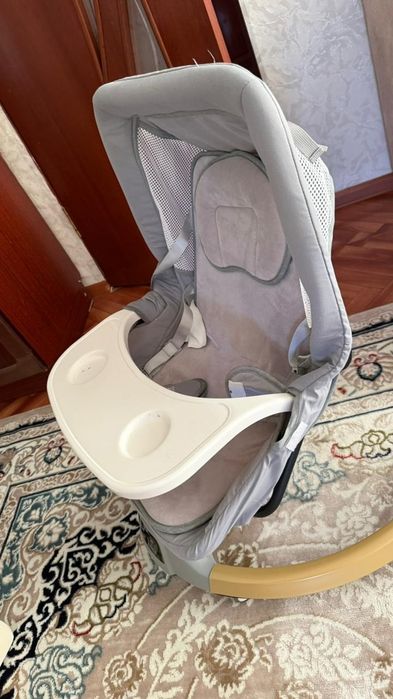 Шезлонг детский + стульчик для кормления