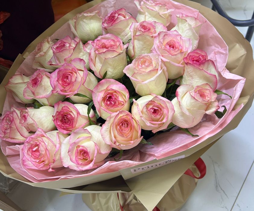 Цветыи 23 шт роза