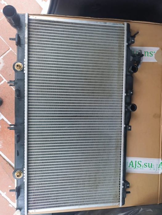 Радиатор subaru outback 2007