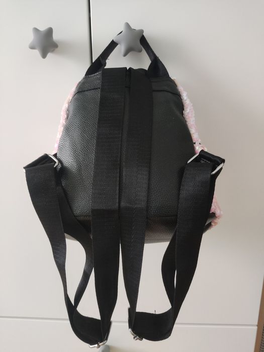 Детска раница с обръщащи се пайети