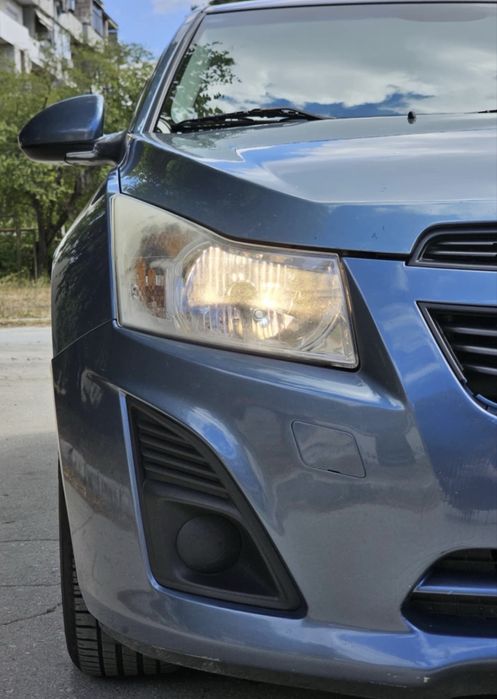 Chevrolet Cruze син металик