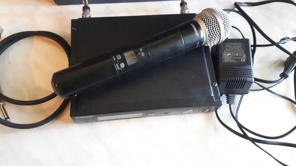 Радио микрофон Shure SLX4 Beta 58A
