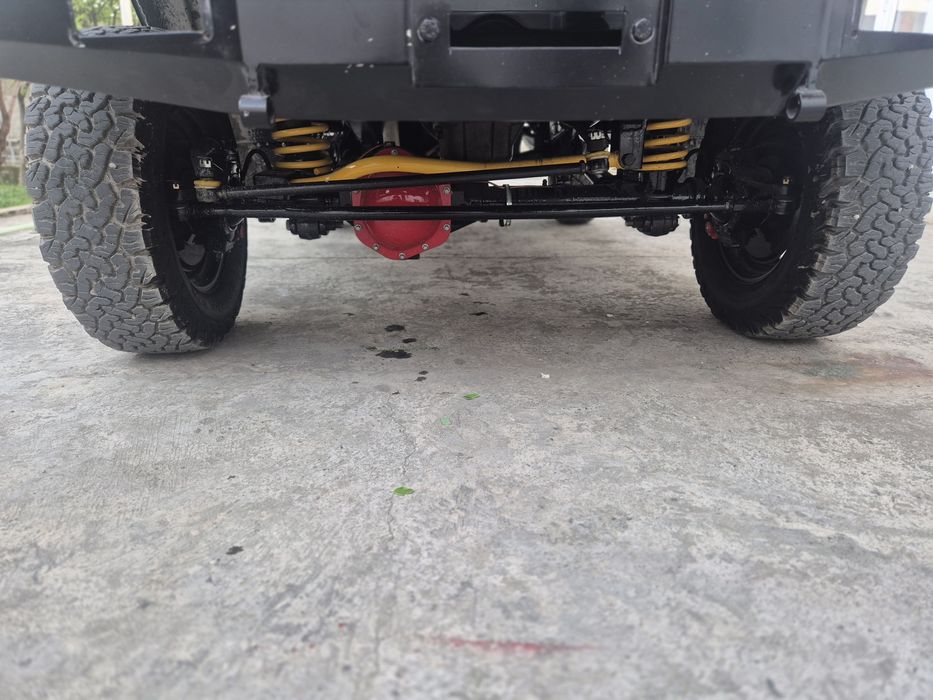 Uaz 31512 belaya noch