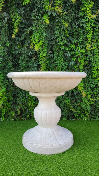 Уникални градински чешми– придайте стил на двора си