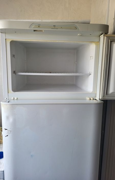 Холодильник Бирюса