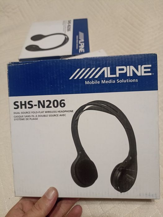 Продам наушники оригинал