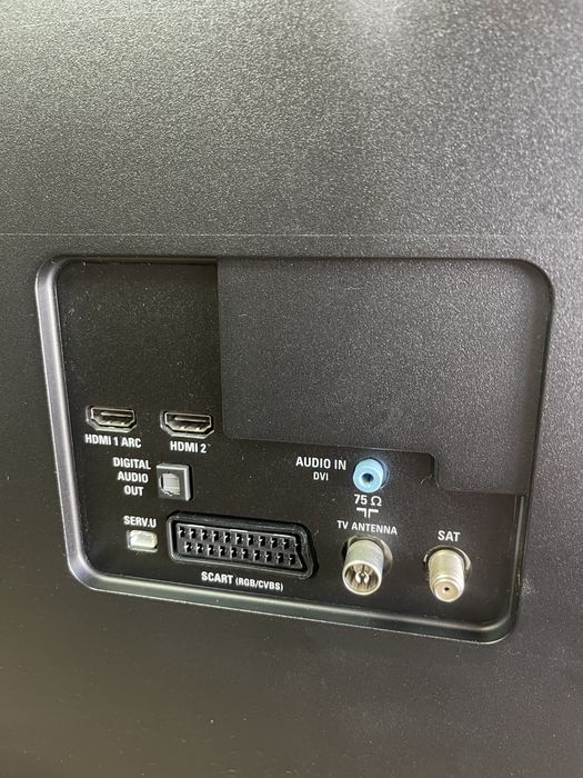 Телевизор Philips Full HD LED 32” - 32PFS4132