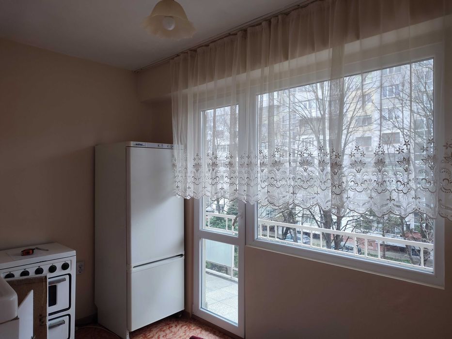 Давам под наем гарсониера в Добруджански квартал