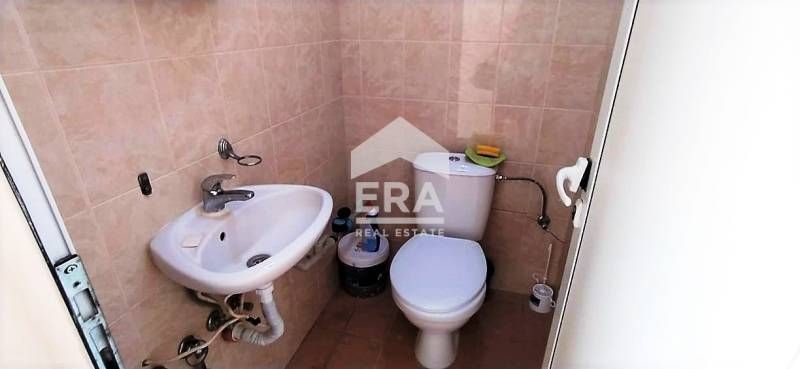 Дава се под наем Магазин в Варна, Център - 21 кв.м за 294.78 € - Снимка #5