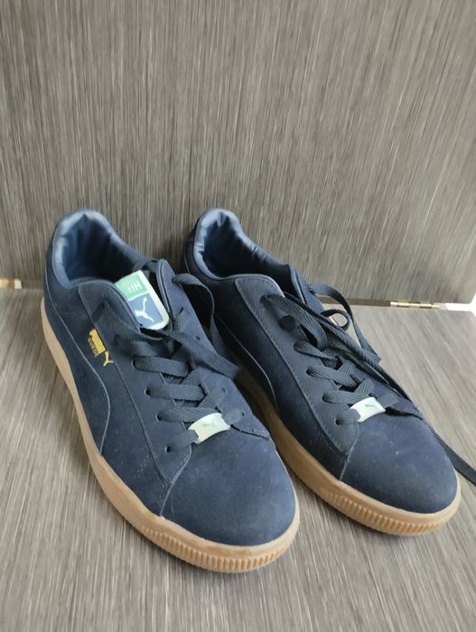 Кроссовки продам