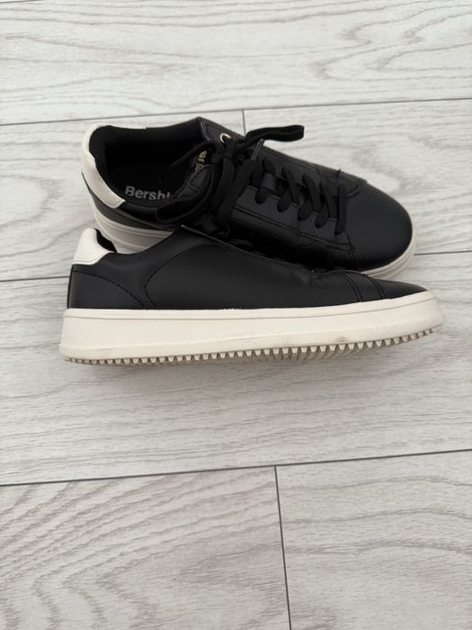 Adidasi Bershka,36