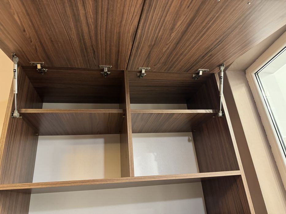 Модулен шкаф за стена / надстройка