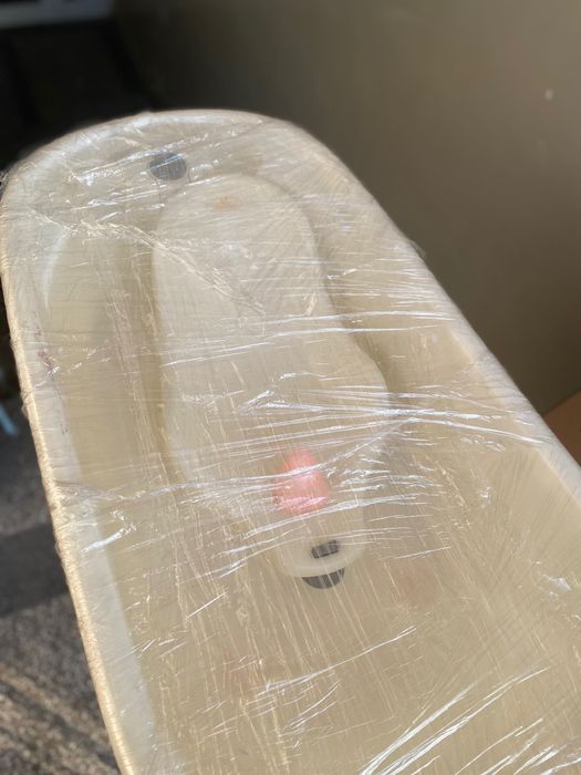 Бебешка вана със стойка