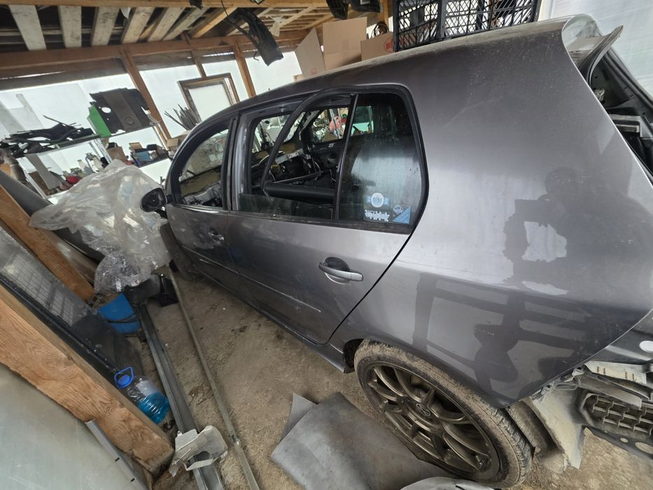 Golf 5 GTI 2.0 TFSI за части