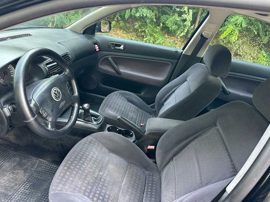 VW Passat 1,9 tdi 131 cp 2002  accept variante !