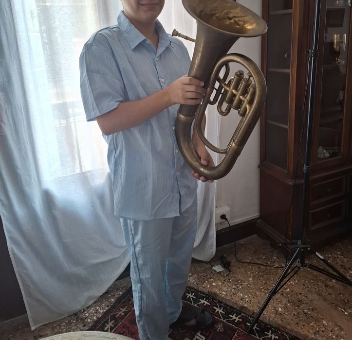 Чисто нов летен костюм