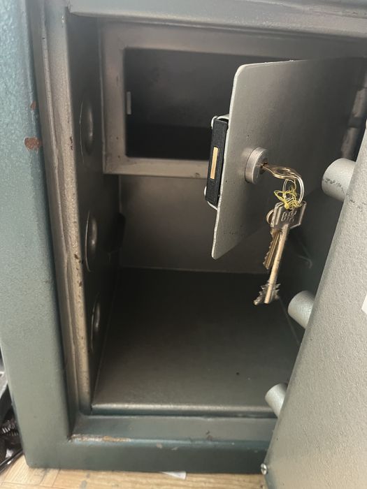 Сейф огнеупорный