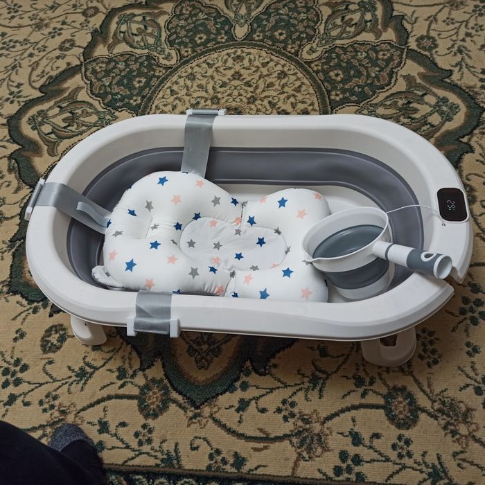 Продам складную ванночку детскую