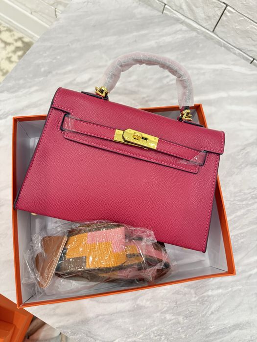 Продам сумки новые