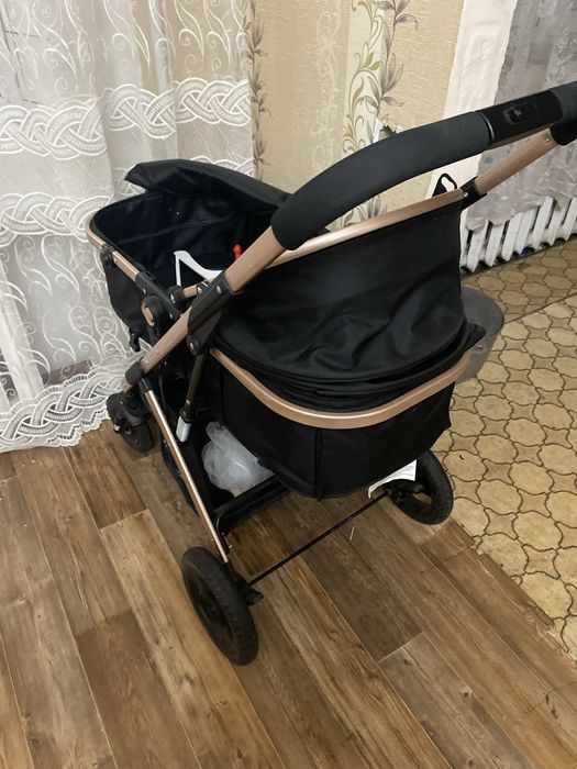 Продам детскую коляску и детский вилосипед