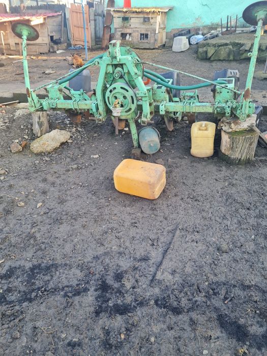 Semabatoare porumb 4 randuri urgent