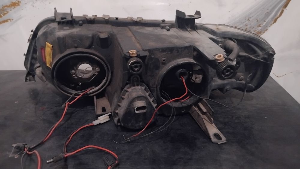 Фара BMW X5, е53