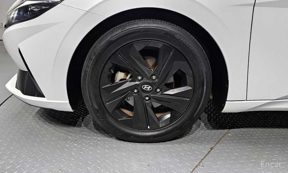 Hyundai Avante 1.6 Inspiration